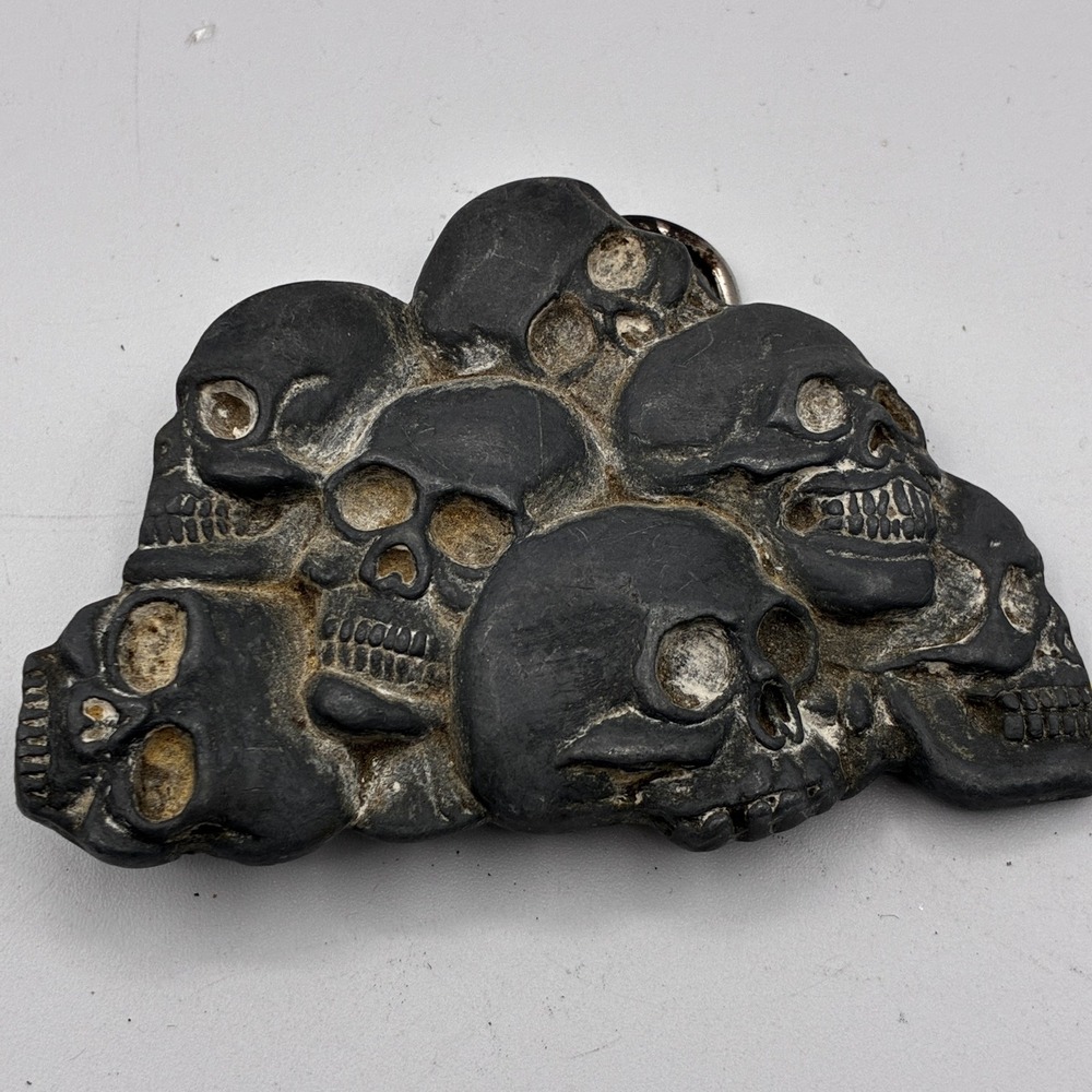 Siskiyou Buckle Co. 1993 Skull Pile Belt Buckle Dark Gray Gothic Rocker Q-8